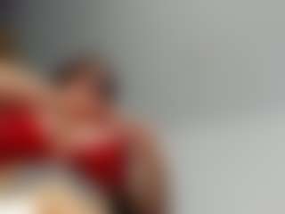 Rabbit_777 MILF webcam performer live streaming