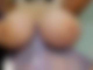 Rabbit_777's Live Sex Cam Show
