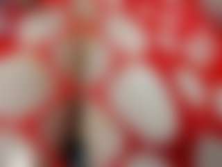 Rabbit_777 MILF webcam performer live streaming