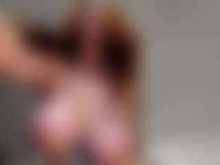 Rabbit_777 MILF webcam performer live streaming