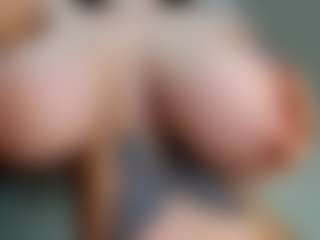 Rabbit_777's Live Sex Cam Show