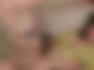Live cam show with Queenxofxtease - Flat Chested on fuck-show.com