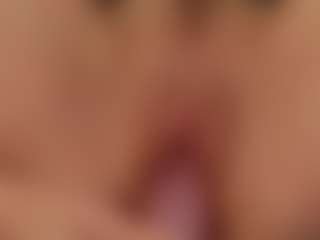 Seks show na żywo z Queenxofxtease