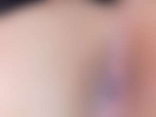 Live cam show with Fariana and my sexy gfs - Squirt on Mixed Magazine Live