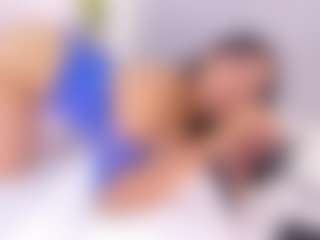 LovelyEyess's Live Sex Cam Show