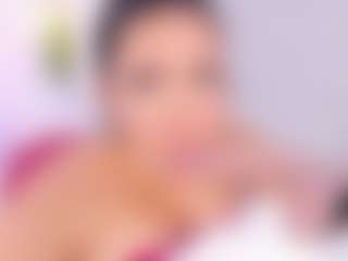 LovelyEyess's Live Sex Cam Show