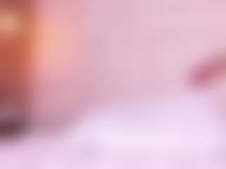 Live cam show with LovelyEyess - MILF Teen (18+) on TottyGirls