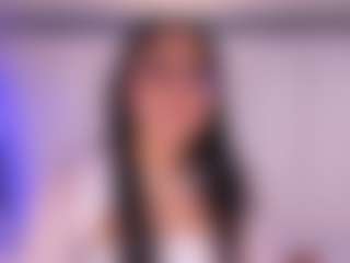 Live cam show with LovelyEyess - MILF Teen (18+) on Uber Horny