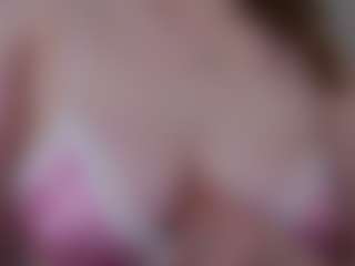 NoreenBeverley's Live Sex Cam Show