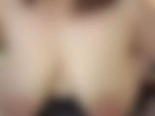 GIANAMILLER6's Live Sex Cam Show