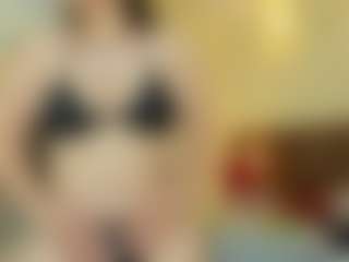 Live cam show with GIANAMILLER6 - Blonde Hair on xplaylive.com