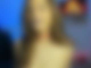 Iloooveyouuu's Live Sex Cam Show
