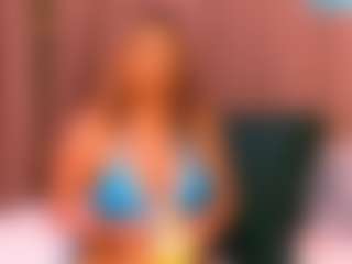 Live cam show with indiansparkle4u - Middle Aged on Camiplay Live