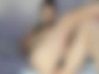 Live cam show with lexxy-ray666 - Red Hair MILF on studioflirtlive.com
