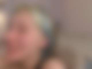 MaeChesser's Live Sex Cam Show