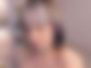 MaeChesser's Live Sex Cam Show