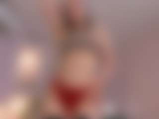 MaeChesser's Live Sex Cam Show