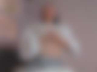 Live cam show with MaeChesser - Green Eyes on x69.live