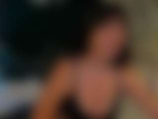 Live cam show with Malvina - Kinky on CamSodaAdn