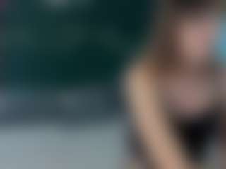 Live cam show with Malvina - Kinky on Camsoda