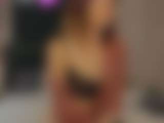 Live cam show with Malvina - Normal on Uber Horny
