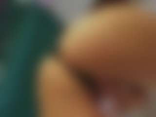 Live cam show with Malvina - Athletic Amateur on Dare Cams