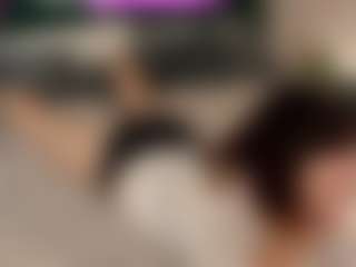 Live cam show with Malvina - Young Adult on AdultVida.com