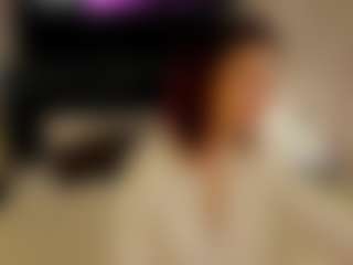 Live cam show with Malvina - Curvy Young Adult on Camsoda