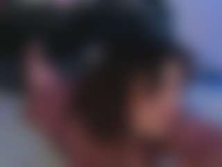 Live cam show with Malvina - Normal on liverealitysex.com