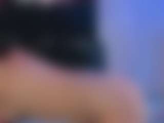 Live cam show with Malvina - Athletic Tease on Strip Flash - Live Sex Shows