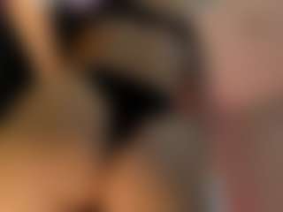 Show en direct avec Malvina - Kinky sur Camsoda