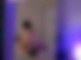Live cam show with Malvina - Handjob on Camsoda