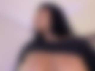 Live cam show with Miss Mian🫧 - BBW on Uber Horny