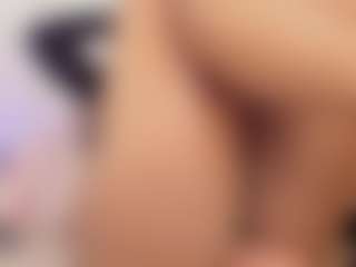 Live cam show with Miss Mian🫧 - Big Tits Small Tits on crypto-cams