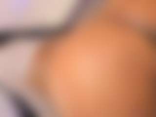 Live cam show with Miss Mian🫧 - Arab Striptease on studioflirtlive.com