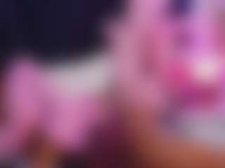 Live cam show with miss-nahomi - Moaning on boobsie.com