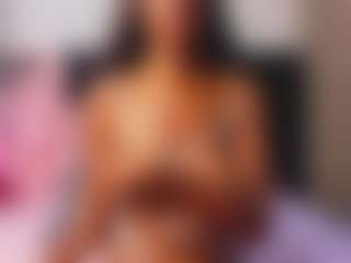 miss-nahomi's Live Sex Cam Show