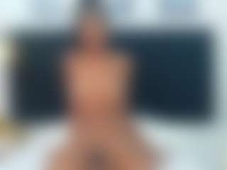 Live cam show with miss-nahomi - Amateur on SquirtSoMuch