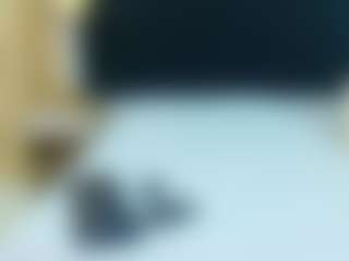 Live cam show with miss-nahomi - Handjob on Cam Slut