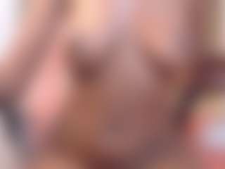 miss-nahomi's Live Sex Cam Show