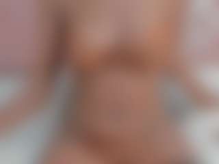 Live cam show with miss-nahomi - Fuck Machine on Big Tits