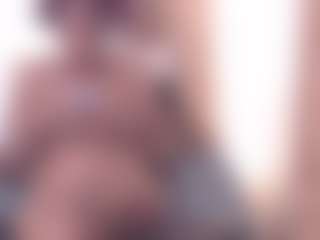 Live cam show with miss-nahomi - Skinny on https://playwithruby.com