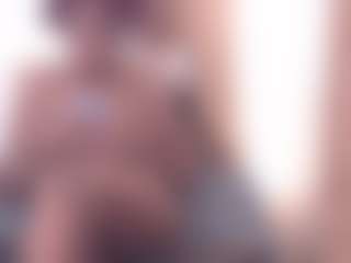 Live cam show with miss-nahomi - Skinny on Cam Slut