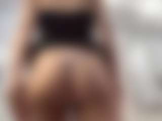 Akemi's Live Sex Cam Show