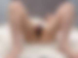 Live cam show with Akemi - Foot Fetish on hrnylive.com