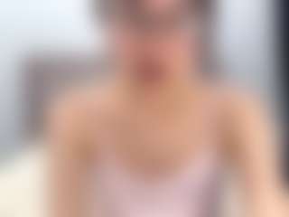 Akemi's Live Sex Cam Show