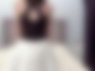 Live cam show with Akemi - Thong on CamClone