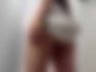 Live cam show with Akemi - Asian on Dare Cams