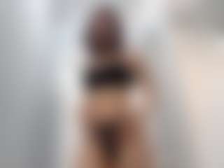 Live cam show with Akemi - Striptease Asian on Hubzter Live