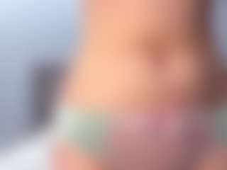Live cam show with Akemi - Athletic Asian on LiveSexCams6